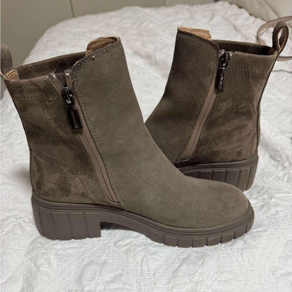 Women's Blondo Waterproof Suede Ankle Boots - Brown